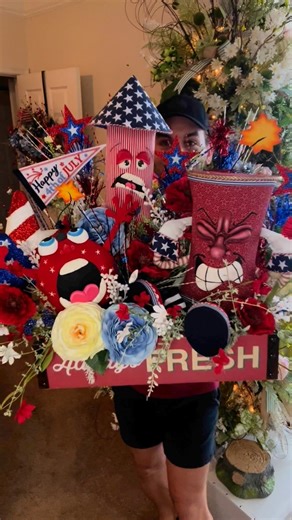 45 reactions · 5 comments | Boom, pow, sparkle! ✨裡 Last week inside...