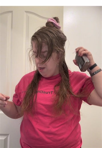 Dream Coat Spray for Curly, Frizz-Free Hair