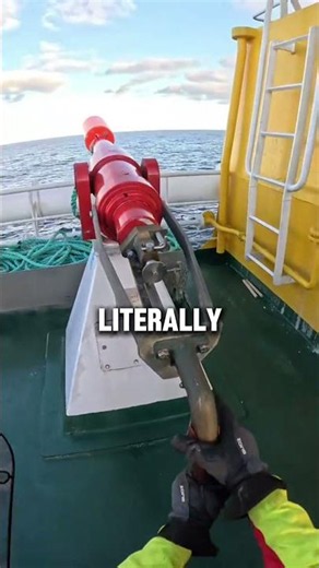 This Marine Job Is Absolutely Insane (@Norgvarg)