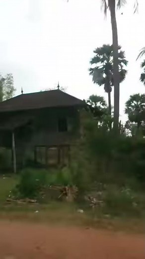 Cambodian villages along the road - where poverty becomes obvious