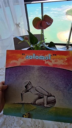 Ives Mac on Instagram: "🇮🇹 Automat è un vero gioiello dell’elettronica italiana degli anni ’80. Un suono freddo, minimale e futurista, con Droid come brano simbolo di un’epoca visionaria. 🇬🇧A cult electronic album from Italy, blending analog synths and robotic atmospheres. Droid stands out as a pure 80s electronic statement. Marantz2285b Black Edition, TechnicsSL1200MK5, Audio-Technica VM95SH Nude Stylus, JBL & Gradiente Speakers Automat Released 1978 . Brazil🇧🇷 Vinyl (LP Album, Stereo) La
