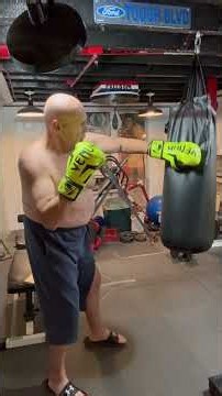 THE BEST IN THE WORLD BOXING TRAINING FOR MMA FIGHTERS Joe Practice 65