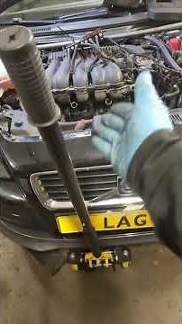 Volvo C30 remove start motor