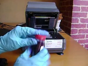 Remplacement d'un rouleau encreur Addressograph 2000