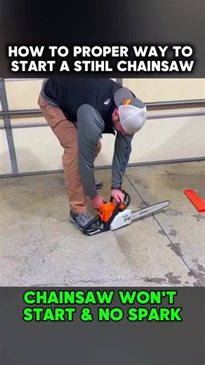 HOW TO PROPER WAY TO START A STIHL CHAINSAW #stihl #stihlchainsaw #chainsaw #repair #fyp #chainsawcarburetor #carburator #badassfemale #fixed #keepwrenching #mechaniclife #mechaniclifestyle #tipsandtrickstiktok #tpyシ #viralvideo #fix