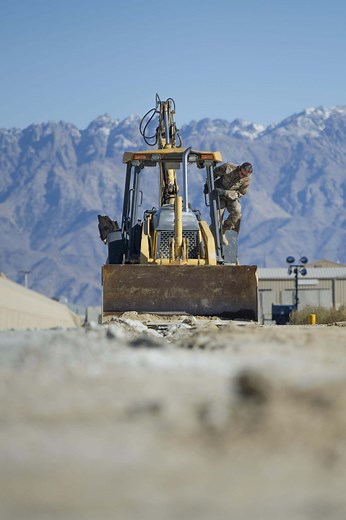 3E2X1 – Pavements and Construction Equipment AFSC - Forever Wingman