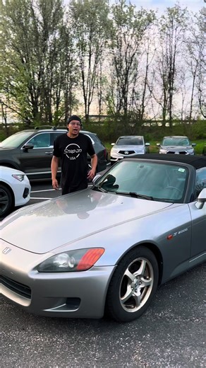 This 2003 Honda s2000 has been a dream car of mine for years! I’m excited to share this journey with yall! #honda #s2000 #jdm #catsoftiktok #acura