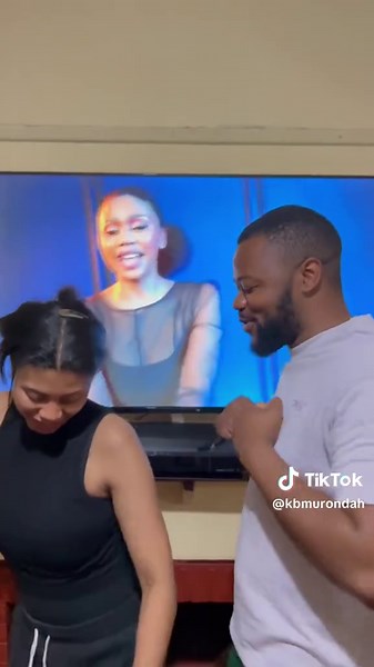 VK lion Heart & Ziya Performing Their song, us against the world #vklionheart #ziyangqose #tohwina #kbmurondah #southafricatiktok