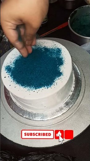 Simple blue Velvet cake