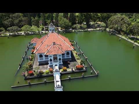 Historic-Phewa-Lake-Temple