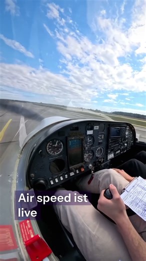 Takeoff with short takeoff procedure #flightschool #aviation #takeoff #pilot #ppl #flying #fly