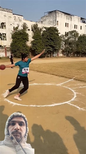 Girl Discus Throw Power 💪🥏 | Athletics Champion in Action 🔥 #sports #athlete #athletecrush #shorts