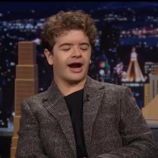 “Grrr” - Dustin Henderson edit | Ollie Alexander - Breathe