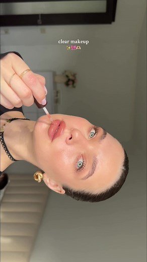 Clear Makeup Tutorial for a Stunning Look