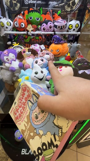 Catching plush toys in just 2 tries!  | Plush Master | Facebook