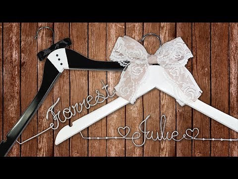 How to make DIY personalized wedding hangers | Wedding gift ideas