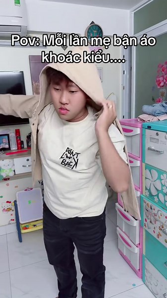 Mẹ và Áo Khoác: Những Hình Ảnh Dễ Thương