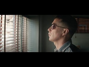 Dixon beats up Welby - Three Billboards Outside Ebbing, Missouri