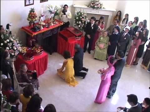 Vietnamese Wedding Tea Ceremony (with Explanations)