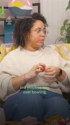 You can’t give too much away on the first date, you have to lure them in first #Gogglebox | Channel 4