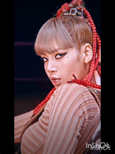 hello blinkies I'm back💅 with my wierd edits🫠 this edit is officially made by me I hope you like it😁