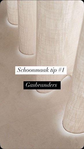SCHOONMAKEN MET PEGGY 🧼 Hoe maak je je gasbranders schoon? Wat heb je nodig? - Baking Soda - Zout - Gekookt water - Afwasmiddel - Kom Stappen 1. Meng alle ingrediënten in een kom 2. Maak de gasbranders los en doe ze in de kom 3. Laat dit 30 minuten weken 4. Schoon schrobben met staalspons 5. Drogen & geniet van het resultaat! ✨ Meer tips? Laat ons weten waar jij tegenaanloopt in de keuken! #schoonmaaktips #keukengeheimen #gasbranders #poetsenmetplezier #bakingsoda #zoutwerkt #keukenhack #schoon