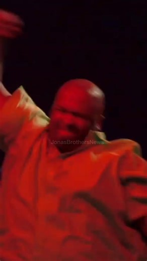 121K views · 11K reactions | ¿Alguien más recuerda lo iconico de este concierto? Jonas Brothers: The 3D Concert Experience #Jonas Brothers #jonasbrothersconcert #jonasbrotherstour #JoeJonas #burninup #nickjonas #kevinjonas | Jonas Brothers News | Facebook