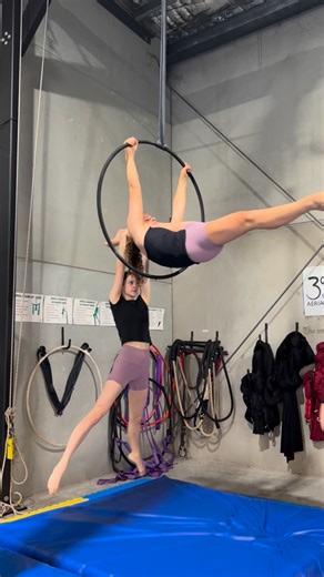 4.3K views · 33 reactions | Duo ring ⠀⠀⠀⠀⠀⠀⠀⠀⠀⠀⠀⠀ ⠀⠀⠀⠀⠀⠀⠀⠀⠀⠀⠀⠀ •...