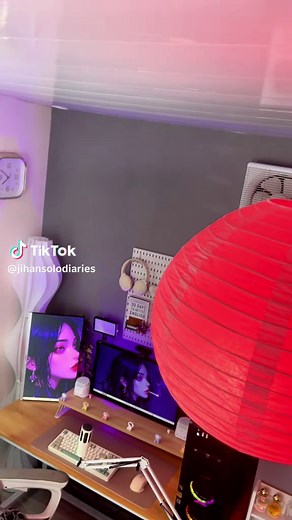 Just a girl setting up her pc #computersetup #gamingsetup #desksetup #fyp #computer