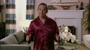 85K views · 1.7K reactions | Shaun Majumder makes the perfect last-minute gift. | This Hour Has 22 Minutes | Facebook