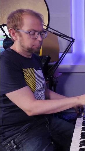 #Kebu - Oxygene pt. 4 #synthesizerlegends #analogsynthesizer #jeanmicheljarre #electronicmusic