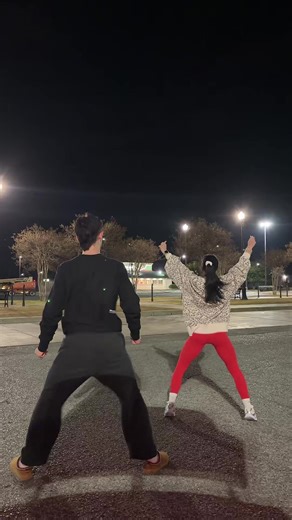 Ateeeee I swearrrrr🤪❤️ #upsidedown #fyp #funny #gym #dance | upside down