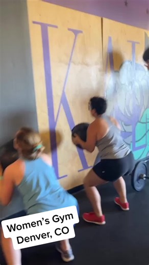 #fitness #groupfitness #womenempowerment #strengthtraining #cardio #fit #fittok #fitcheck