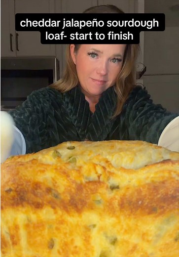 Cheddar Jalapeño Sourdough Loaf Recipe (9×4 Pan)