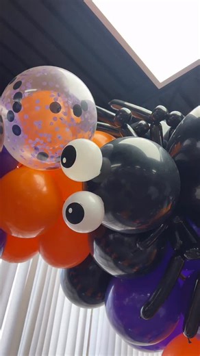 HALLOWEEN 2025 👻💀🎃 . . #halloween #halloweenballoons #balloontutorial #gtaballoons #torontoballoons | Balloon Art Decoration