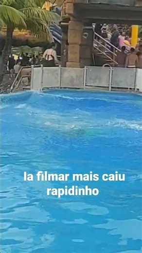 ia filmar mais caiu rapidinho #thermasdoslaranjais #olimpia #parqueaquático