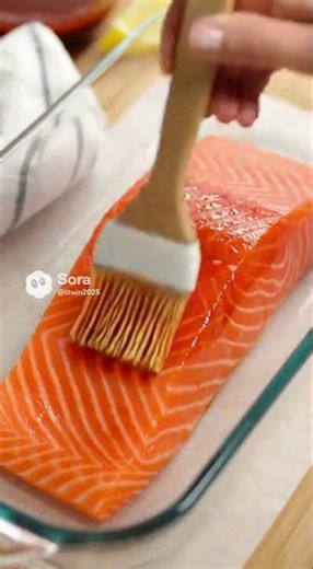 I didn’t expect THIS flavor combo 😮- Raspberry glazed salmon #hearthealthy- my recipe.soraai