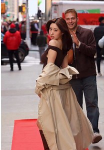 Red Carpet Moment for JJ