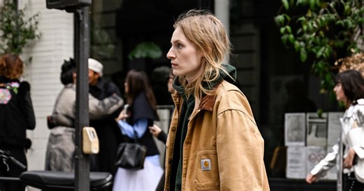 Pratique, mode et tradi : la «barn jacket», cette veste plébiscitée par les New-yorkaises qui va avec tout