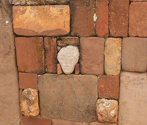 Megalithic sites - Tiwanaku, Puma Punku & Aramu Muru
