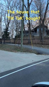 At the start of 2010, Kesha’s “TiK ToK” was the biggest single in the US. In the fall after it had gone 5x platinum, she bought this house in Forest Hills. She owned it for about six years. #nashvillemusic #nashville | Nashville Musical History Tour
