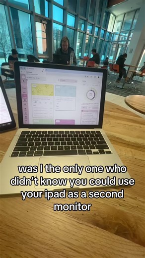 Using Your iPad as a Second Monitor: A College Essential