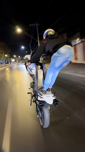 Markim Lopes on Instagram: "Só agradecer pelos 57K 🙏😍 . . . . . . . . . . . . . . . . #fogo #grauderua #favela #grau #sonhos #viral #graudichava🔤 #grauearte #urbano #milgrau #explorar #imperadormilgrau #xt #2024 #remap #yamaha #xt660"