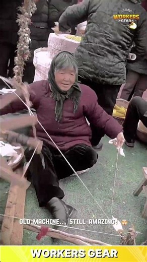 Hand - Operated Wooden Spinning Loom for Fiber Processing and Thread Making in Traditional Workshops