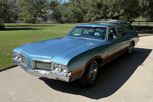 1970 Oldsmobile Vista Cruiser