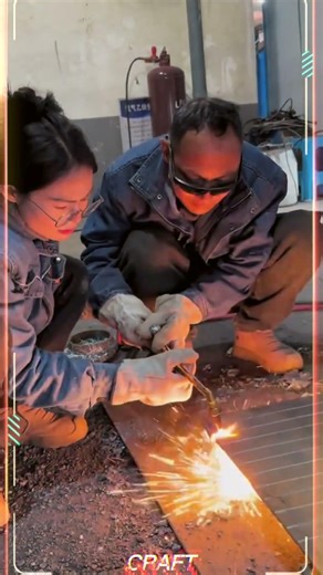 Master Teaching Apprentice to Use Cutter Process