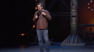 Australian comedian perfectly sums up why other countries think US gun laws are crazy