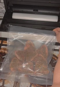 🥳 NOVEMBER IS FOR SAVING! 🥳 That's right, we're turning the entire month into a Black Friday celebration! Say hello to fresher food and heavier wallets. 🤑 ✨ THE DEAL YOU'VE WAITED FOR: ✅ 30% OFF EVERYTHING ✅ FREE Shipping on $299 Your future self will thank you when you're enjoying flavorful, frozen meals months from now. The Vakumar Vacuum Sealer is your secret weapon against food waste and for maximizing flavor. 🔥 Ready to upgrade your kitchen? Don't wait for a single day—the sale is on al