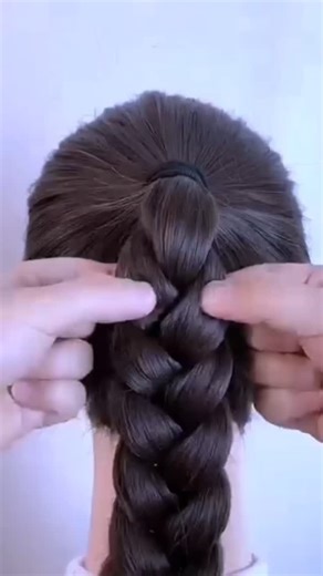 Easy hair tutorials 😍😍 Credit unknown *No copyright infringement was intended. If you are the author of this video and do not want your video to be posted on this page, please contact me in DM and your video will be deleted as soon as possible. Thank you 🤗 #hairstylevideo #hairoftheday #hairtutorial #hairstyleideas #hotd #hairvideo #tutorialhairdo #hairideas #videohair #hairofinstagram #hairstyleideas #hairvideotutorial #hairtutorialvideo #hairdecoration #hairglamvideos | Beautys Tutorial