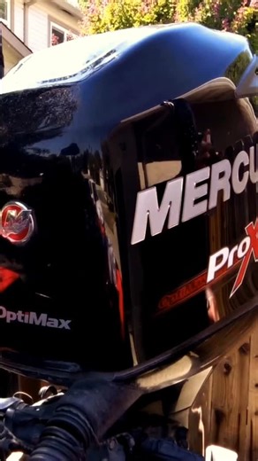 Bass Angler Magazine on Instagram: "Cleaning up a boat engine! Check out the results. ✨ #bassanglermagazine #bamtrail #boatengine #cleaningtips #boatinglife"